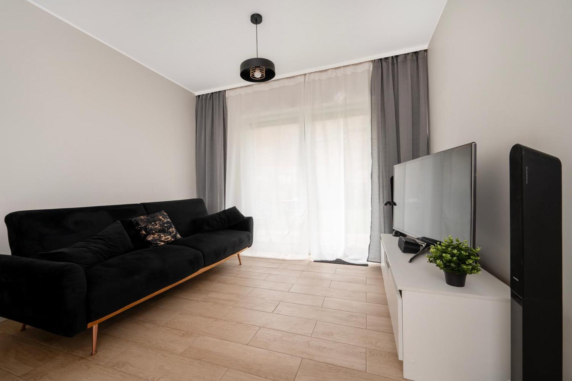 Hideaway Apartment - Terrace With Garden & Parking- By Rentujemy Lodz  Ngoại thất bức ảnh