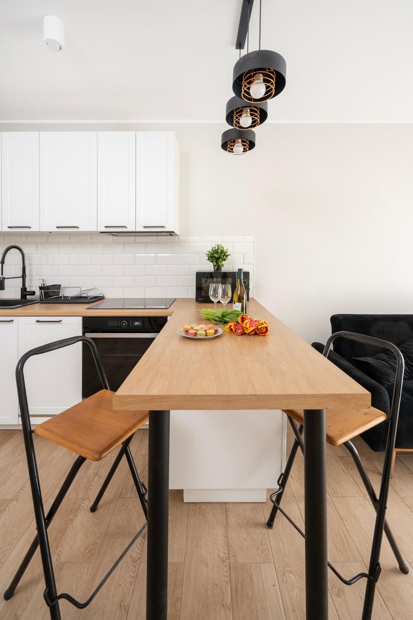 Hideaway Apartment - Terrace With Garden & Parking- By Rentujemy Lodz  Ngoại thất bức ảnh